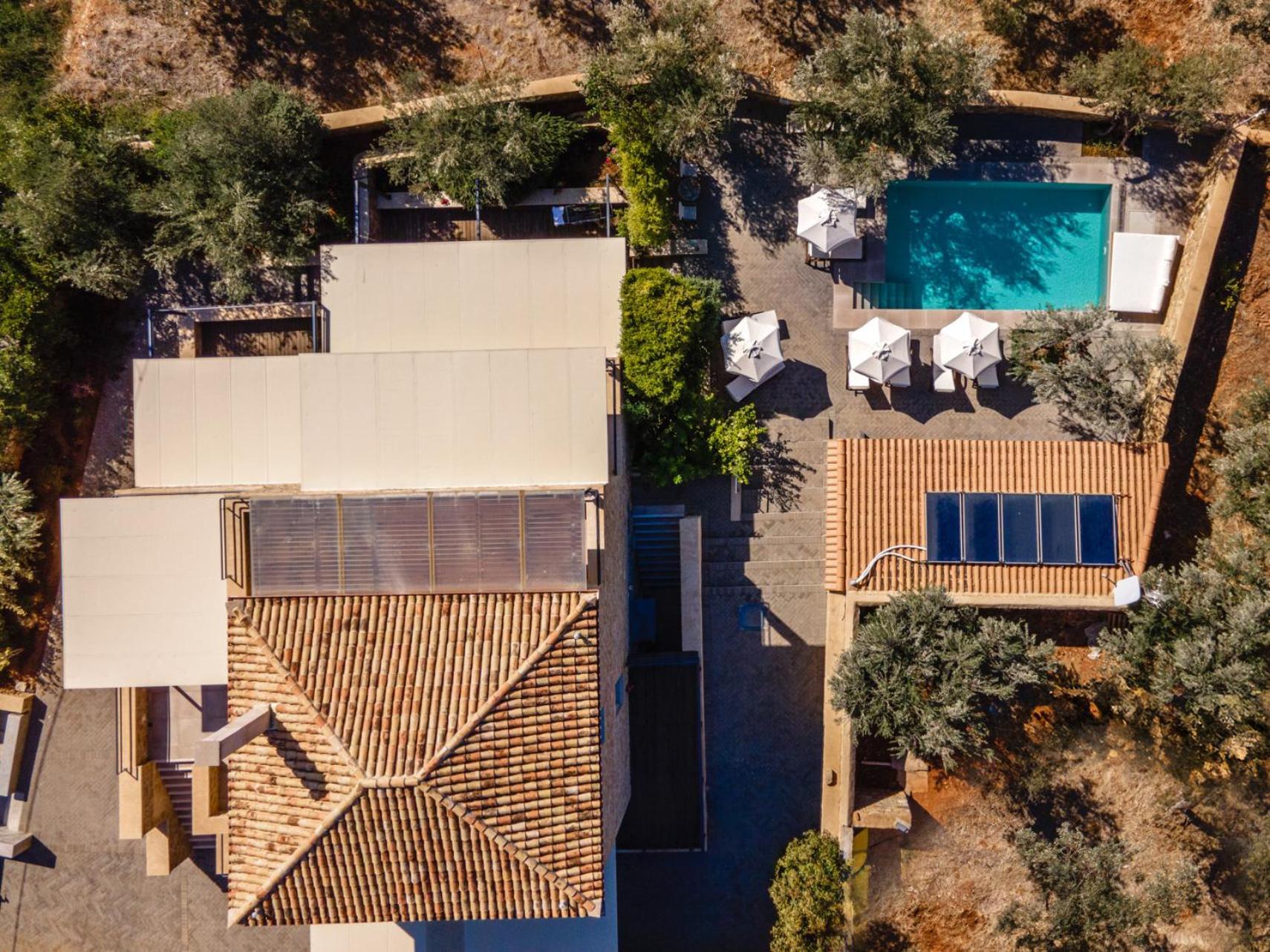 Lithos Guesthouse Kardamili Exterior photo