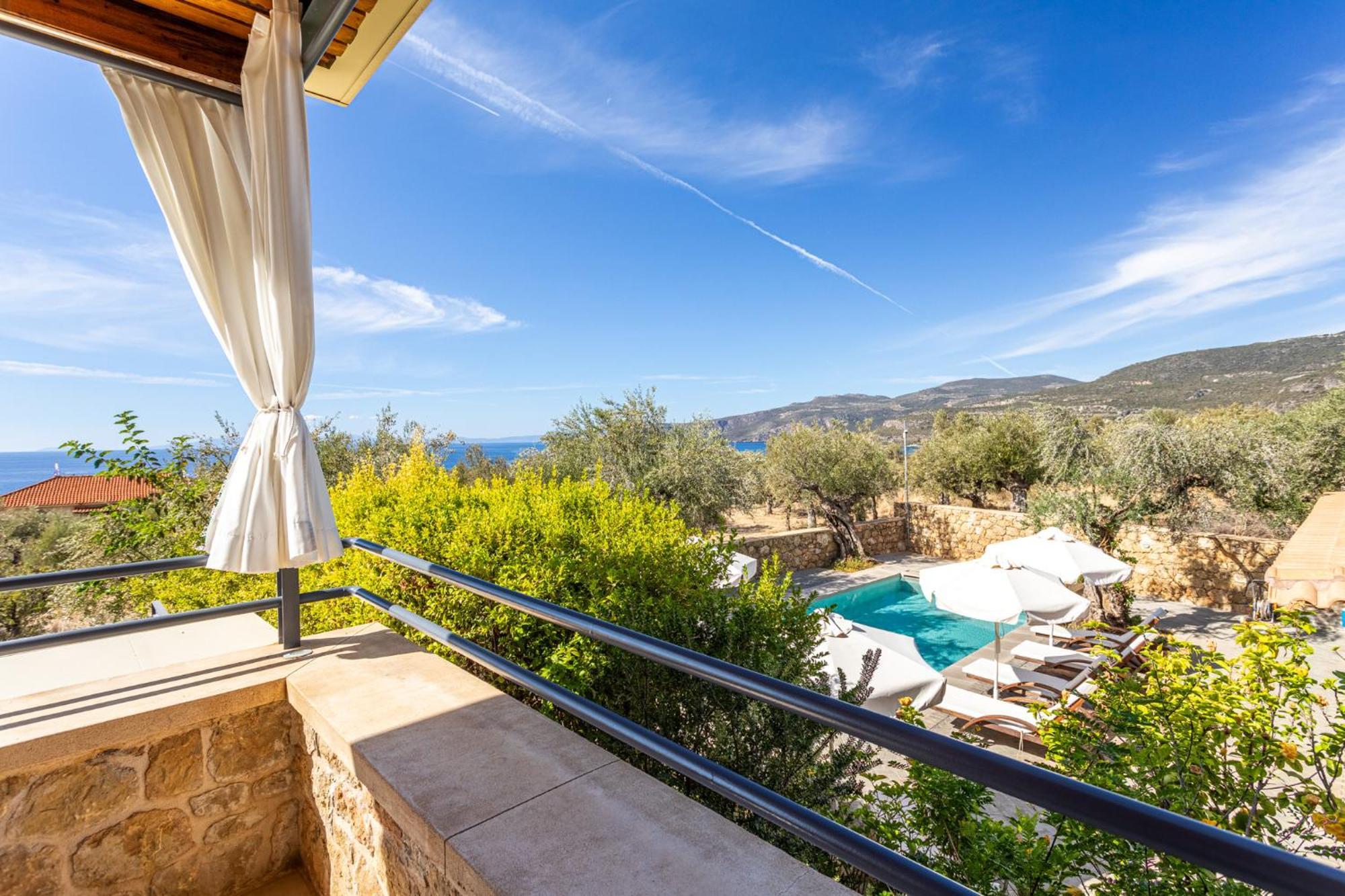 Lithos Guesthouse Kardamili Exterior photo