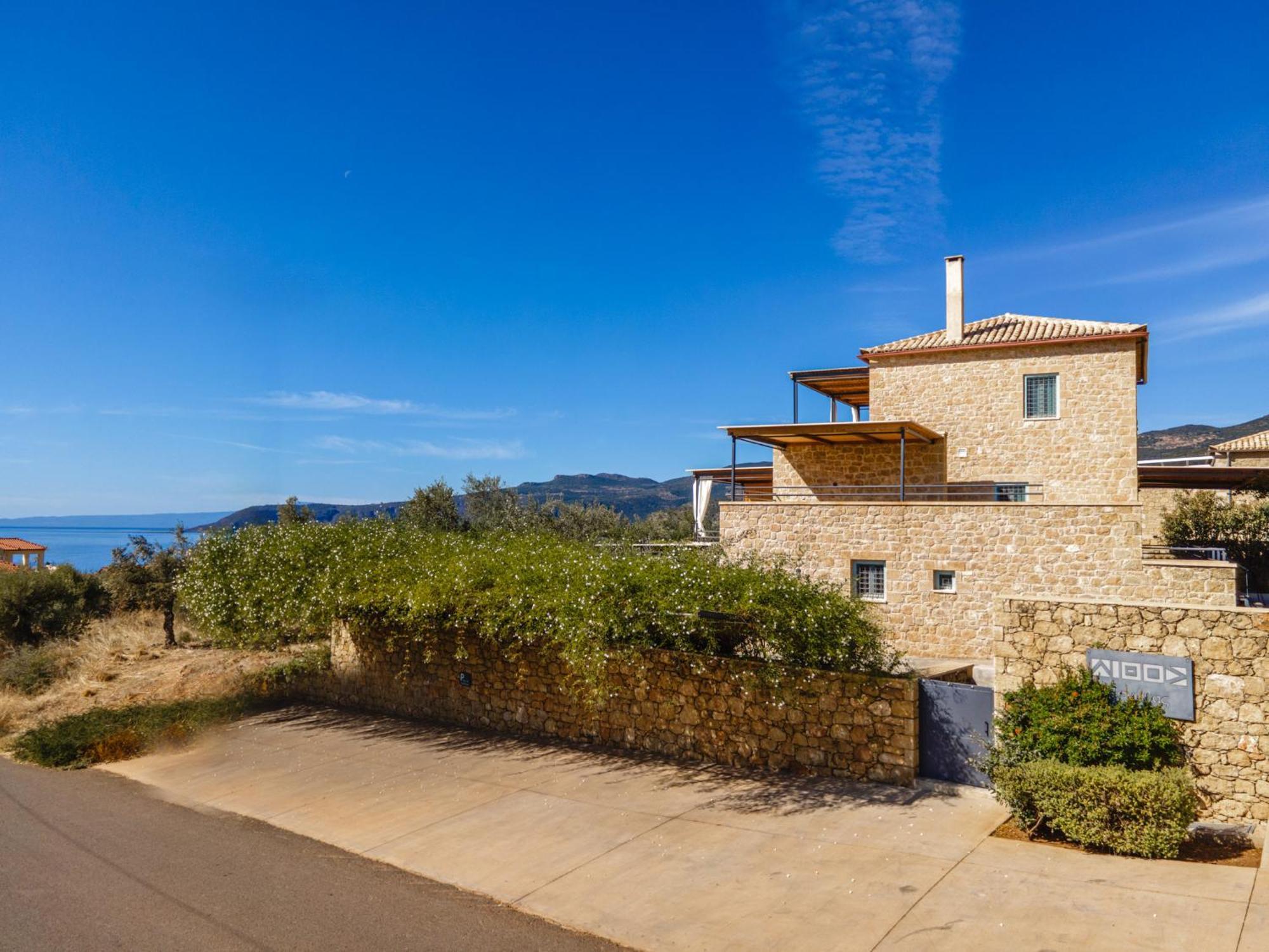 Lithos Guesthouse Kardamili Exterior photo