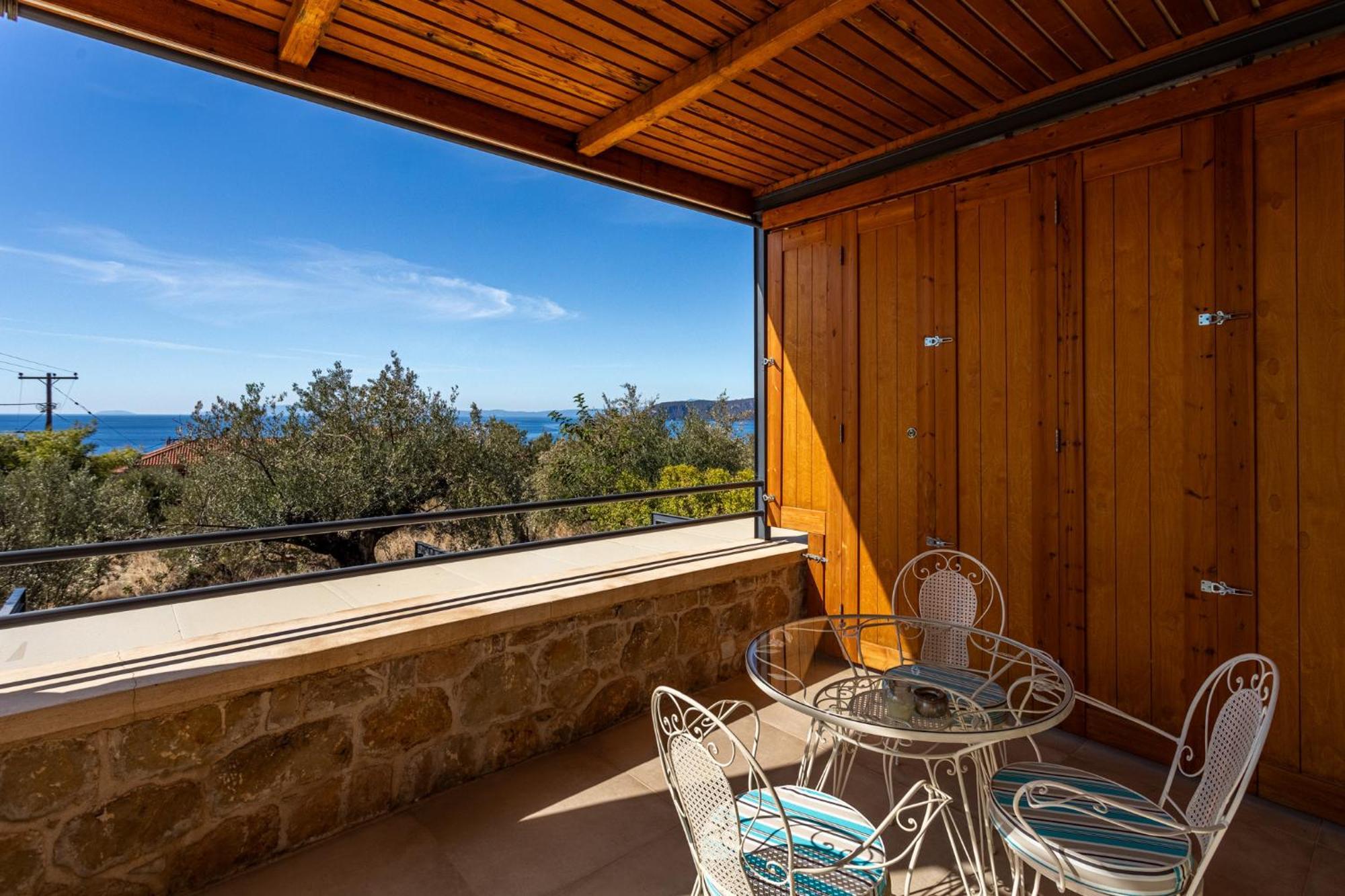 Lithos Guesthouse Kardamili Exterior photo