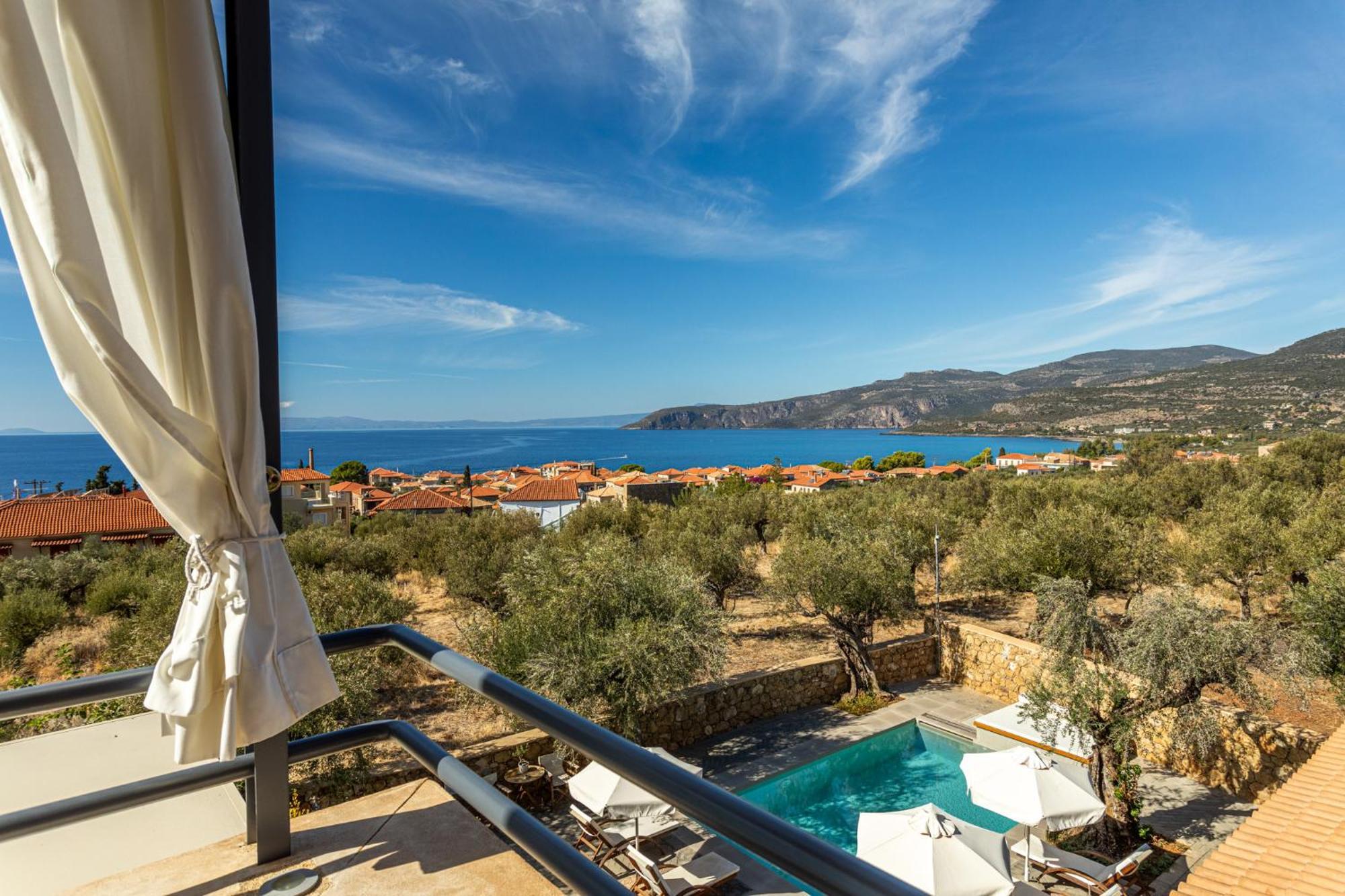 Lithos Guesthouse Kardamili Exterior photo